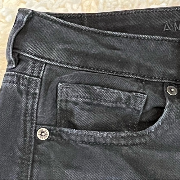 American Eagle Womens Distressed Mom Jeans Size 6 Destroyed Black - Picture 4 of 10